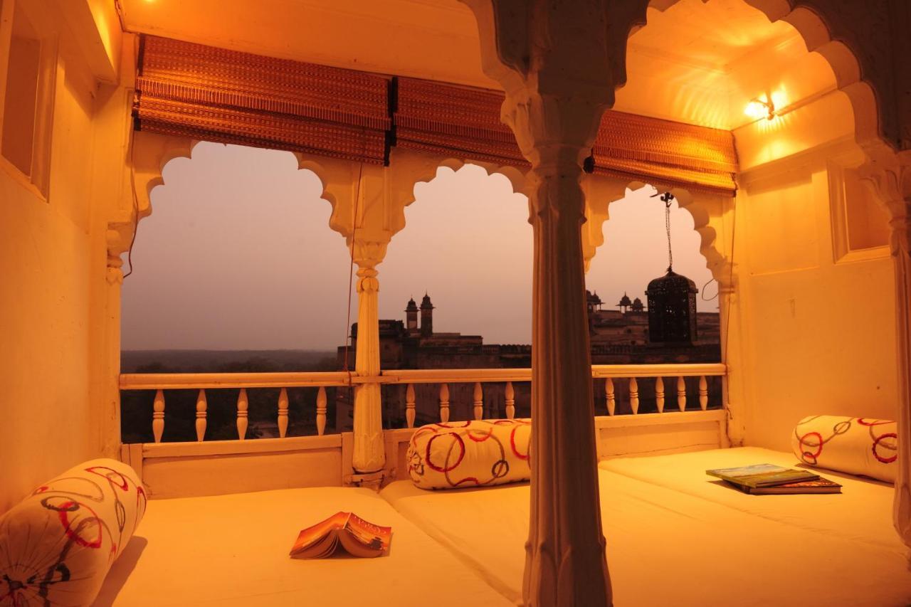 Mpt Sheesh Mahal, Orchha Exterior foto